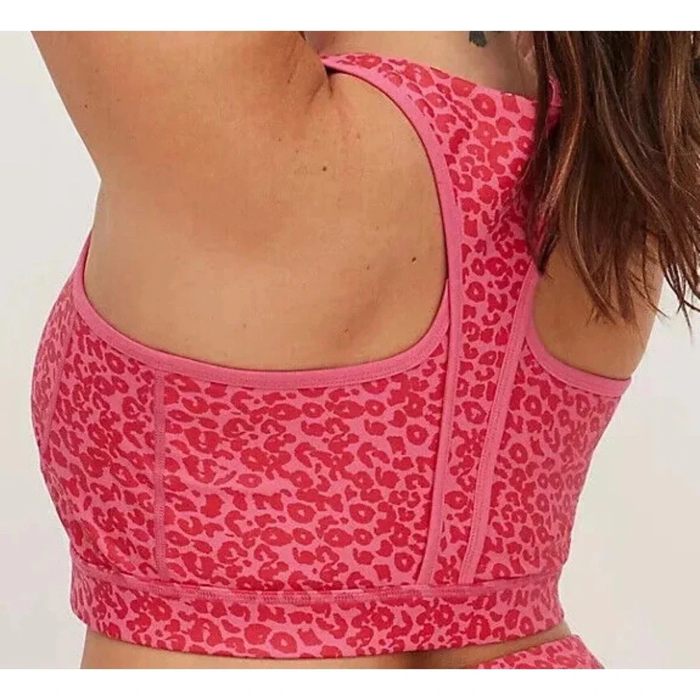 Torrid Active Low Impact Sports Bra Performance Front Zip Size 3 Pink Leopard
